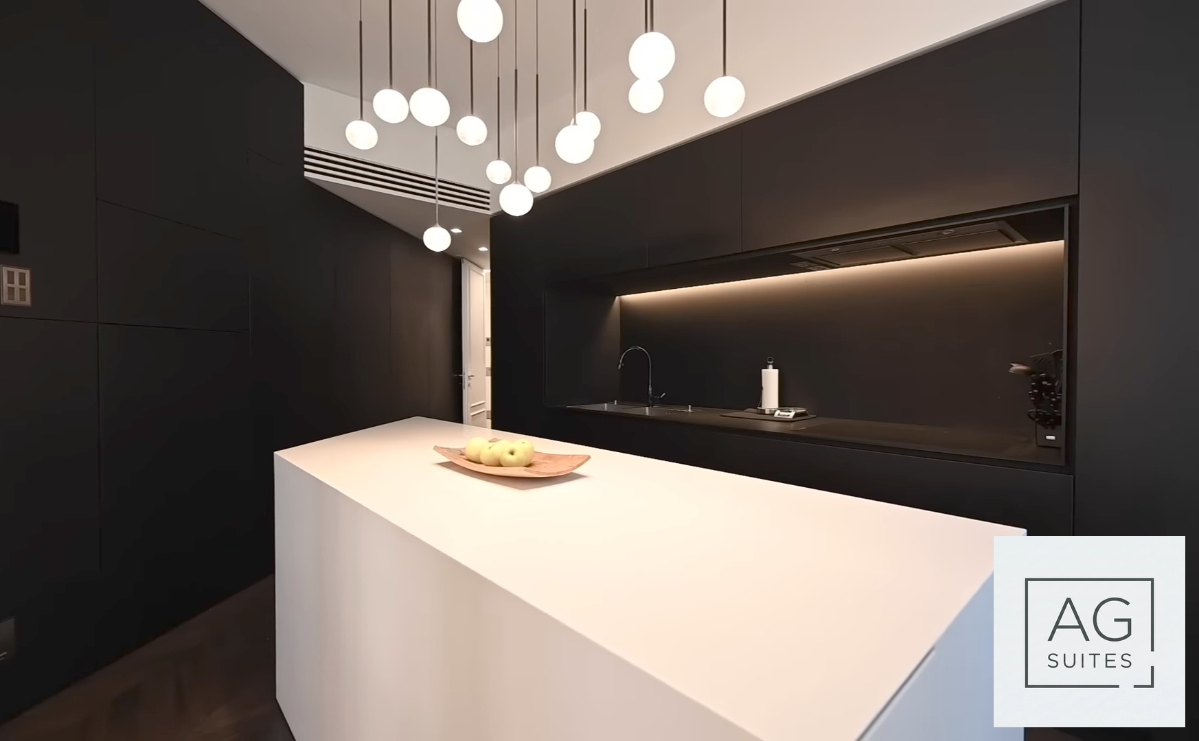 The Grand Statuto kitchen